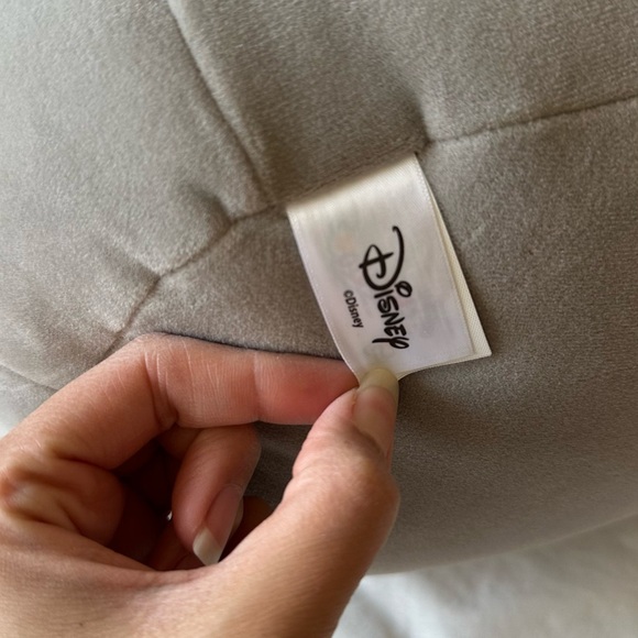 *RARE* Disney Silver Mickey Mouse (Steam Boat Willy) Squishmallow, 16 “ - Picture 5 of 7